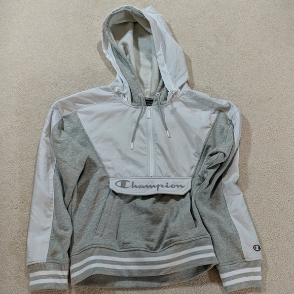 Champion athletic hoodie - Picture 1 of 4